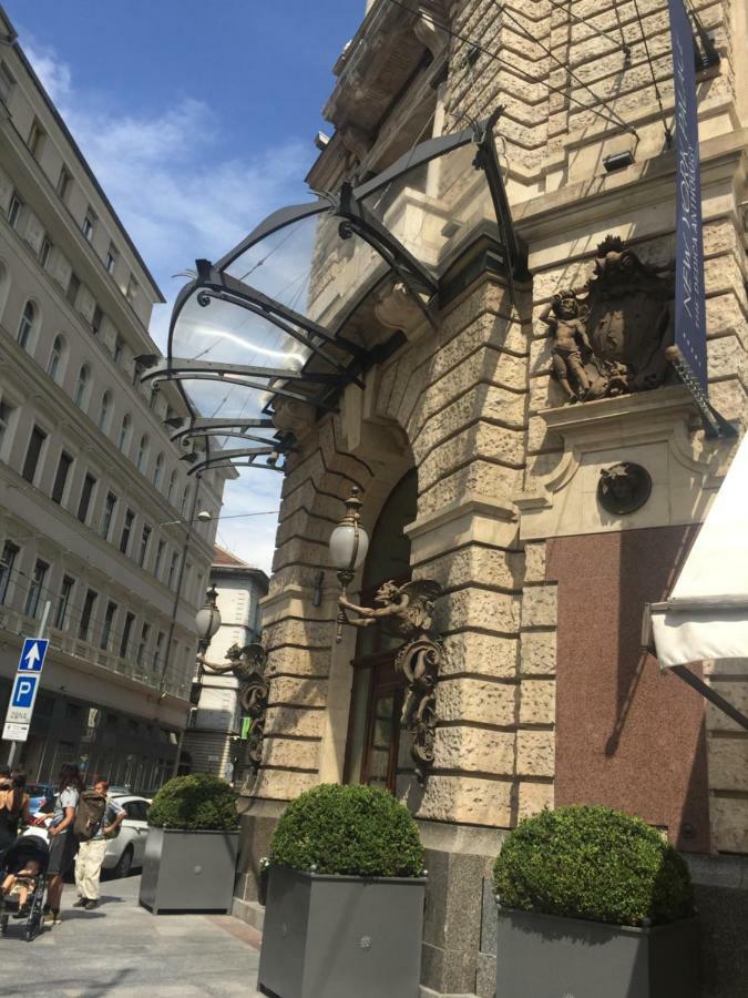 No. 11 Apartment With 2 Bathrooms Next To Railway Station Budapest Exteriör bild